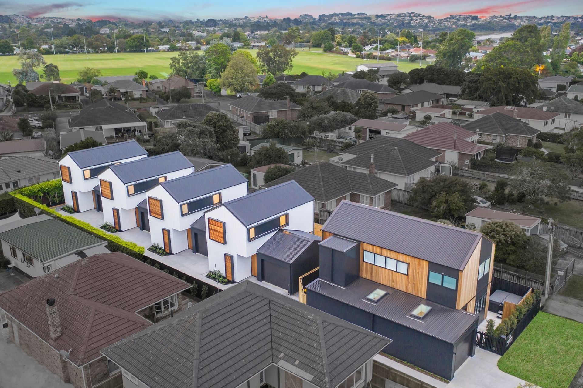 Peninsula Townhouse Development