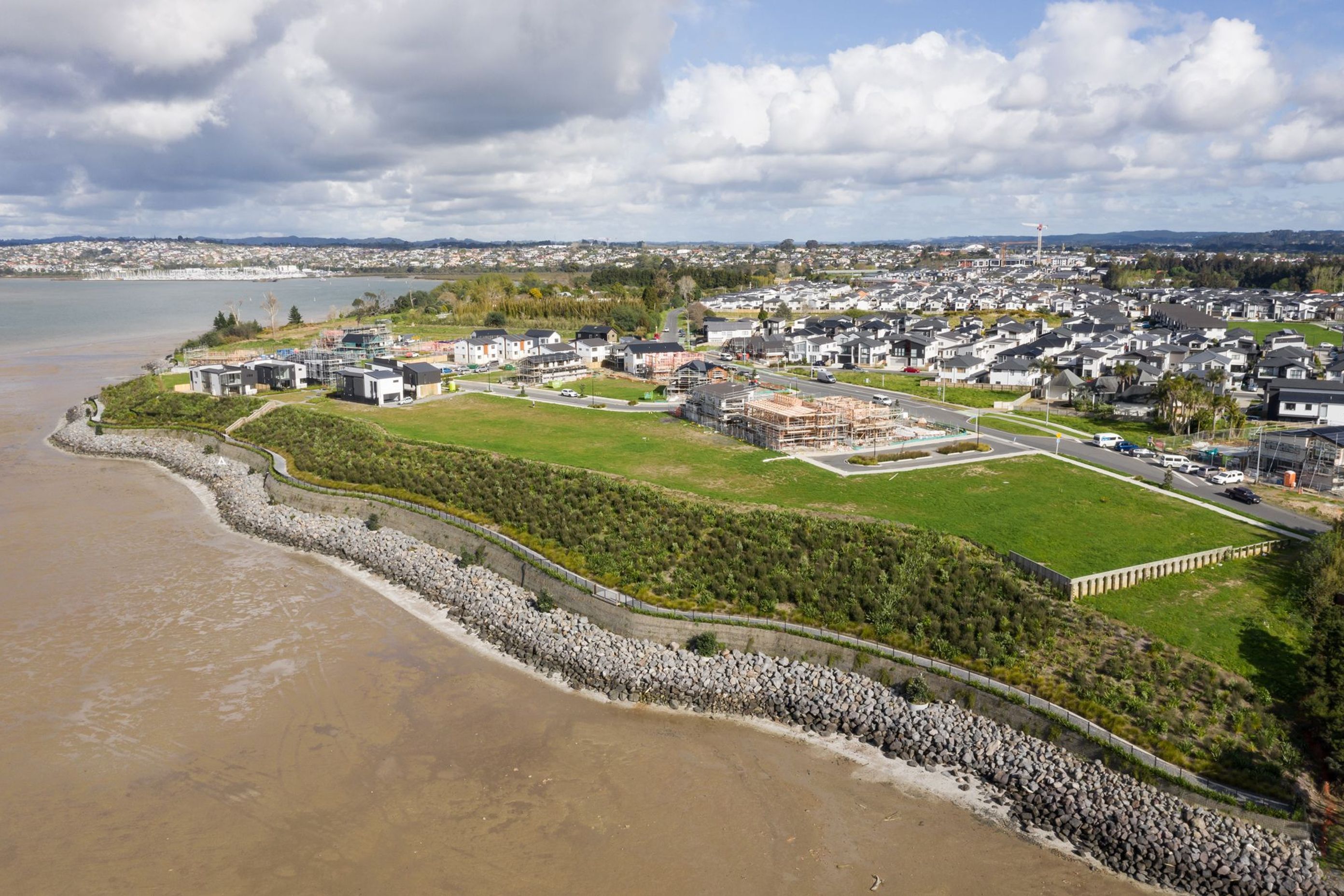 Scott Bay, Hobsonville