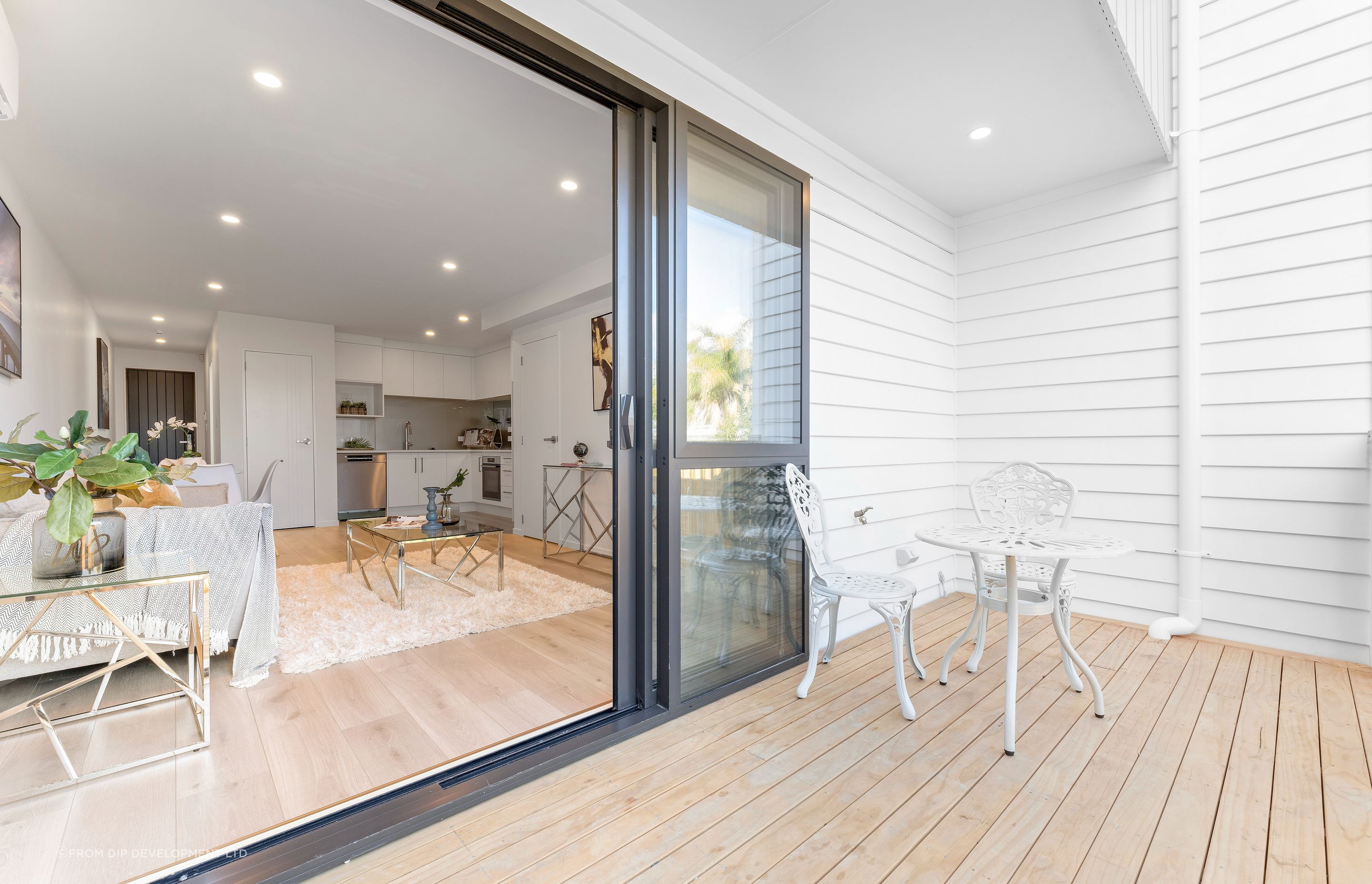 Te Atatu Peninsula Townhouse