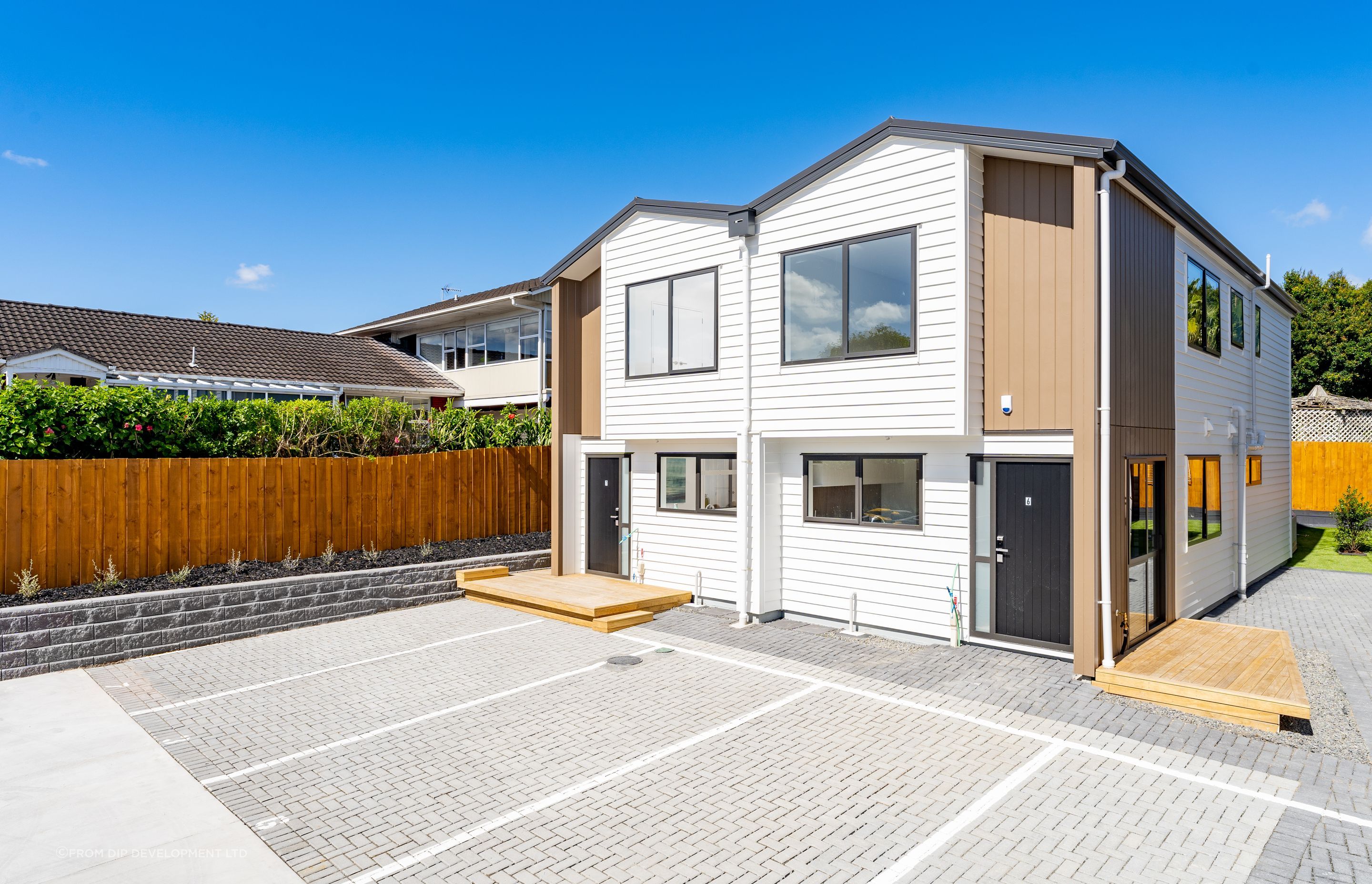 Te Atatu Peninsula Townhouse