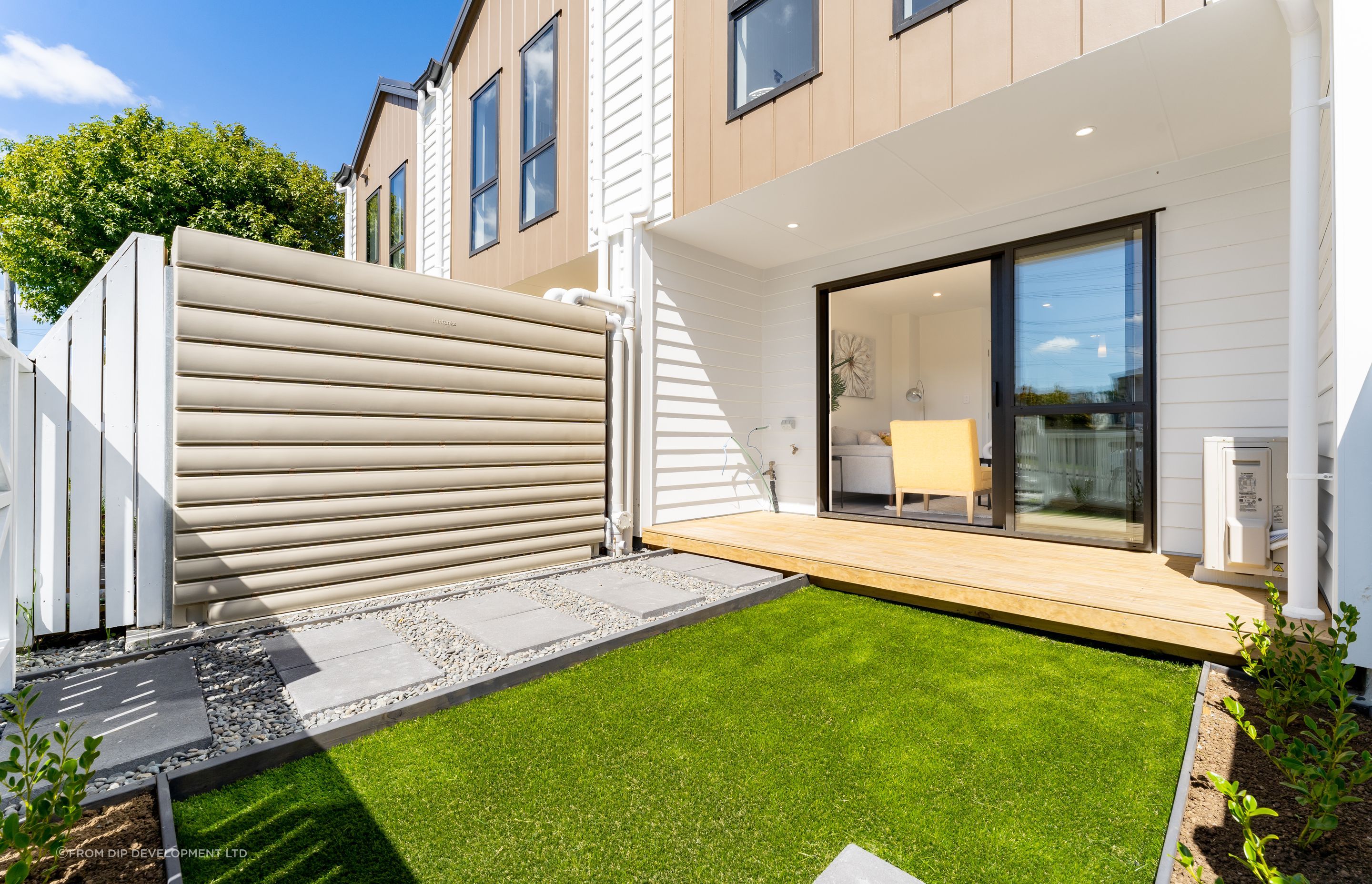 Te Atatu Peninsula Townhouse