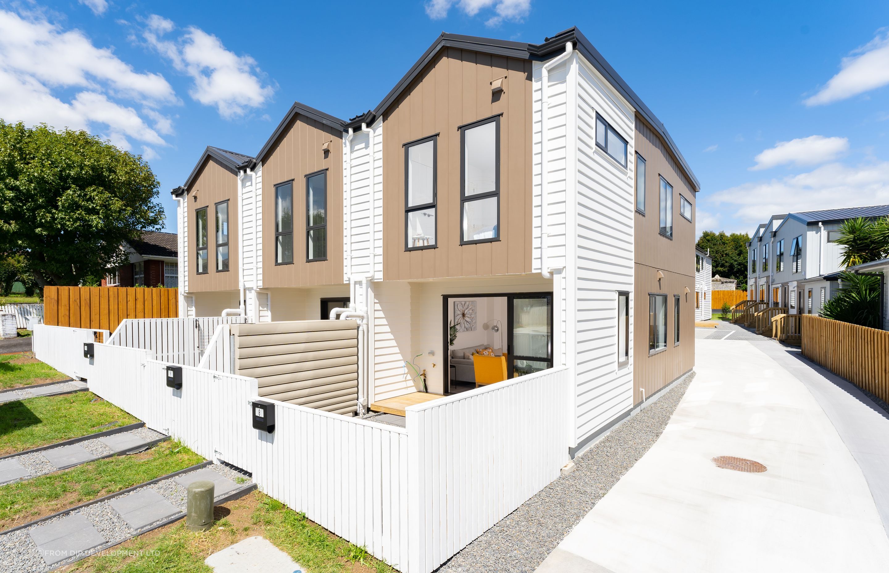 Te Atatu Peninsula Townhouse