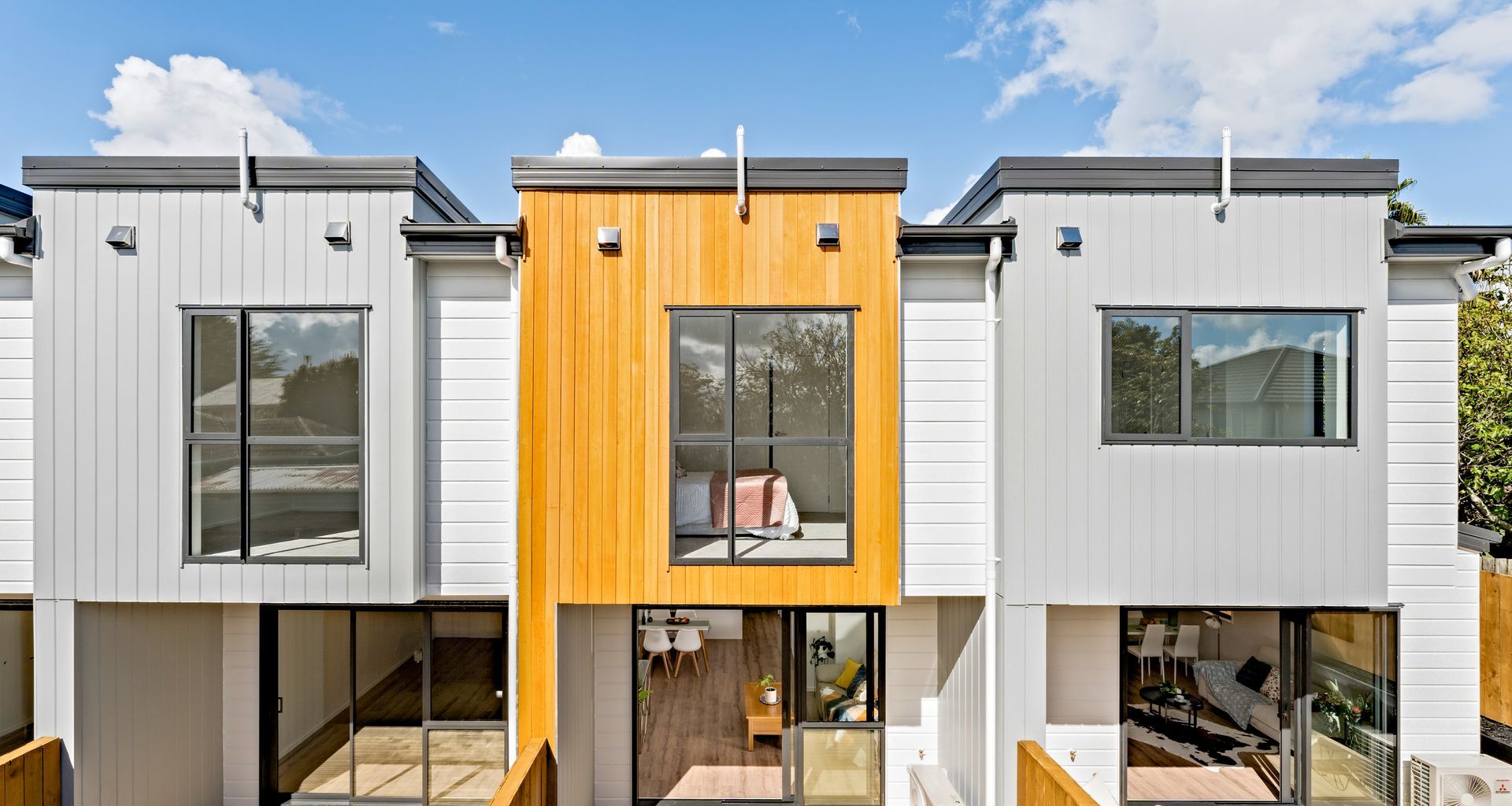 Te Atatu Peninsula Townhouse banner