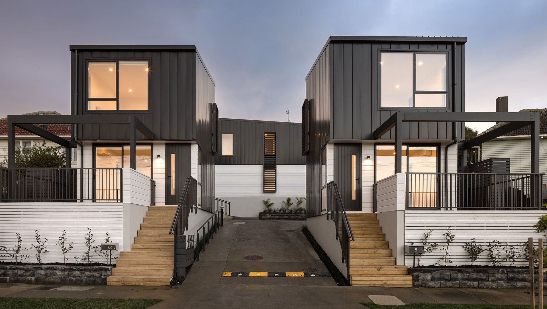 Taumata and Tahuna Townhouses banner