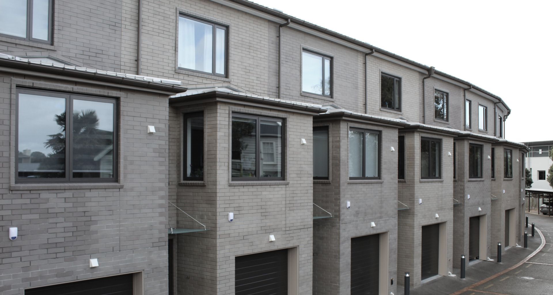 Multi-Unit and High Rise Apartment Building banner