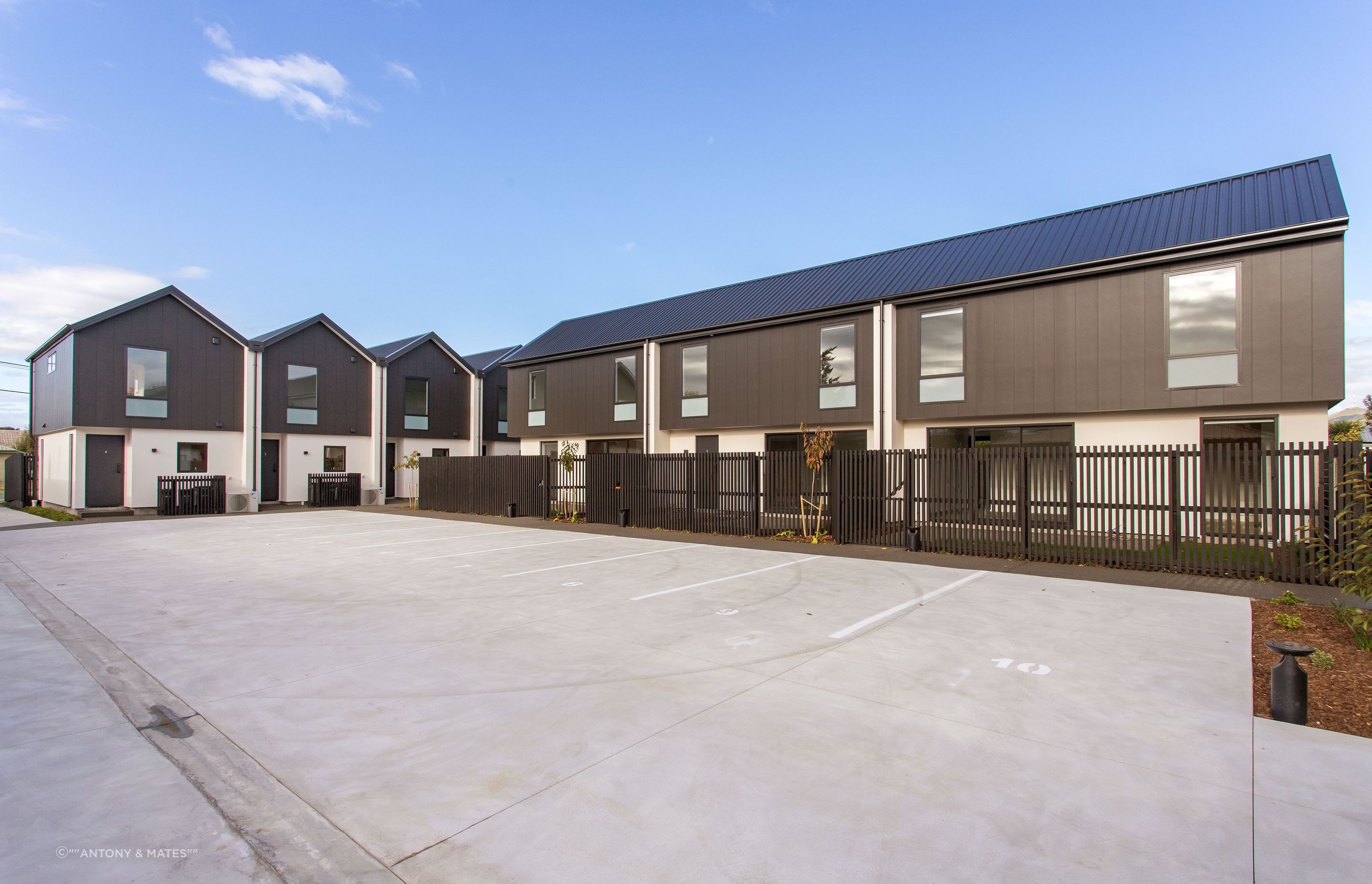 Wrights Road, Addington - x10 townhouses