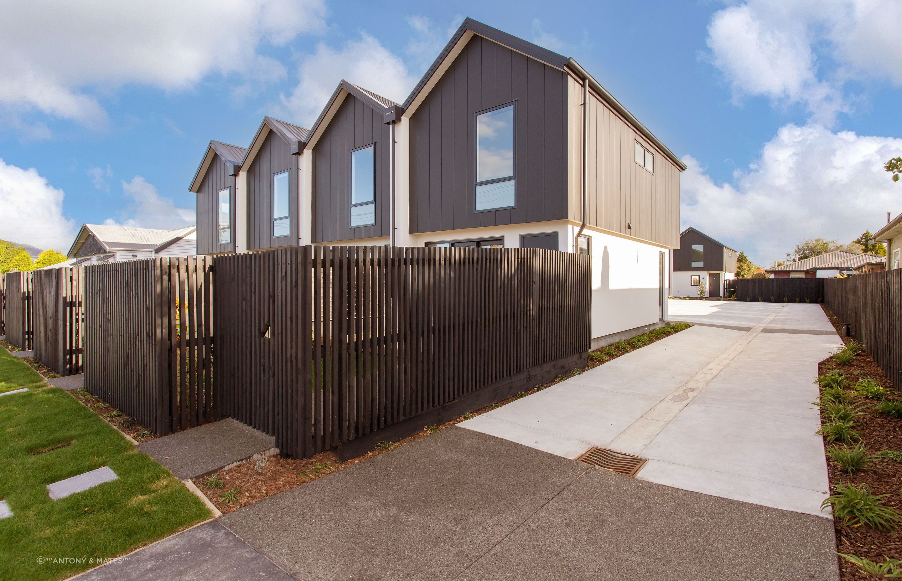 Wrights Road, Addington - x10 townhouses