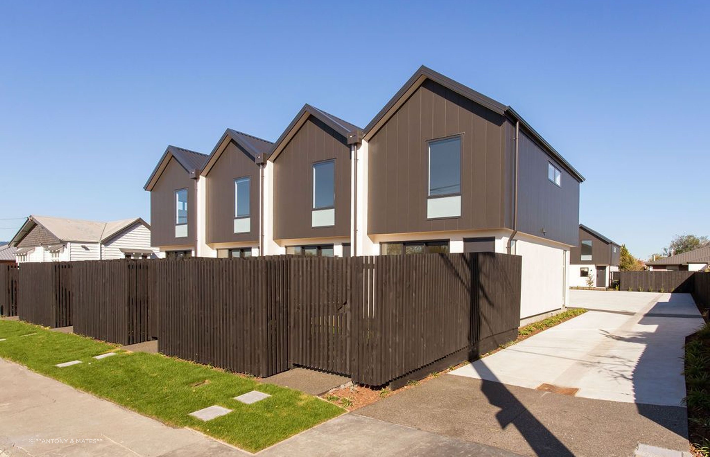 Wrights Road, Addington - x10 townhouses