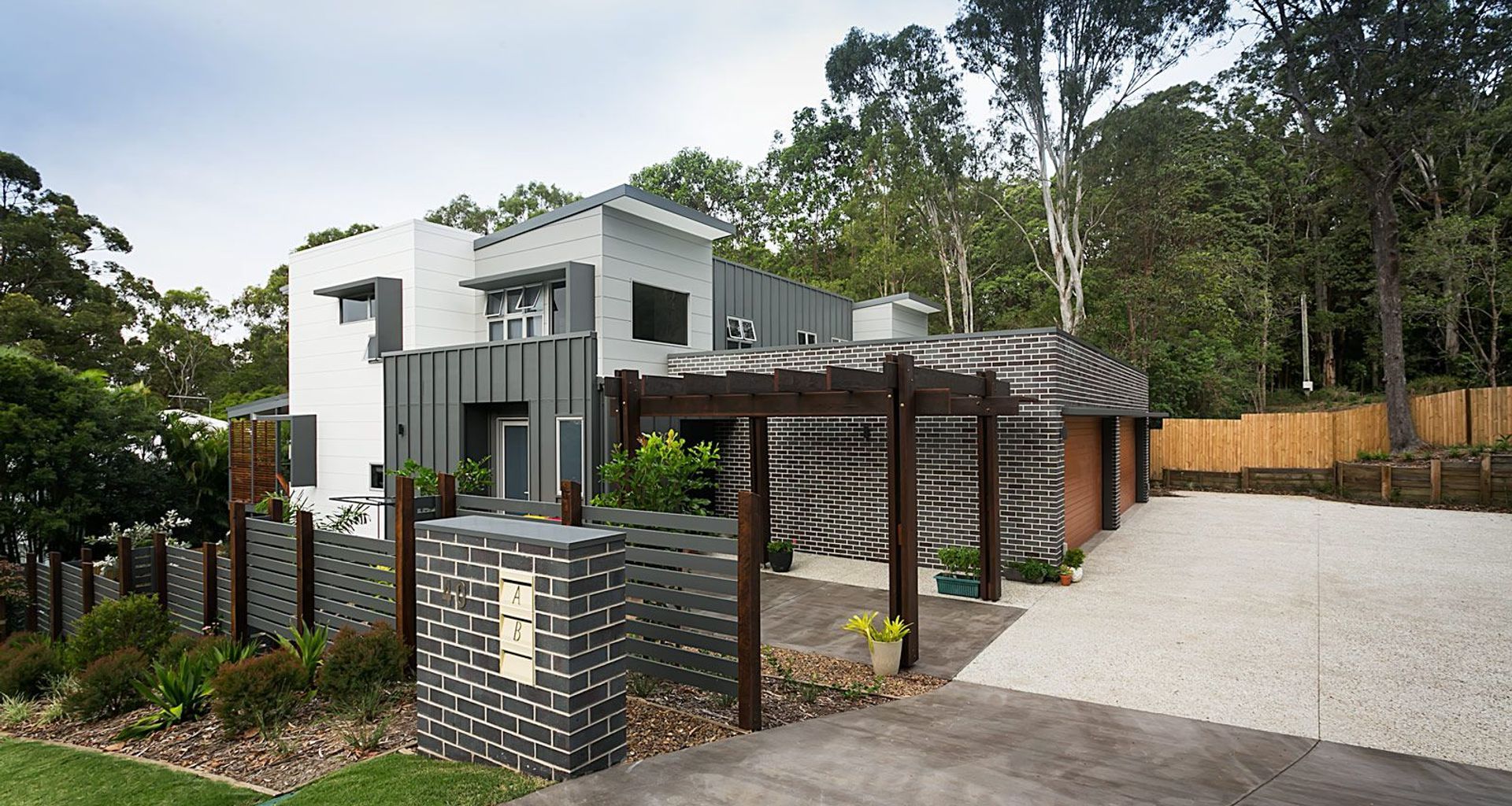 Buderim Duplex banner