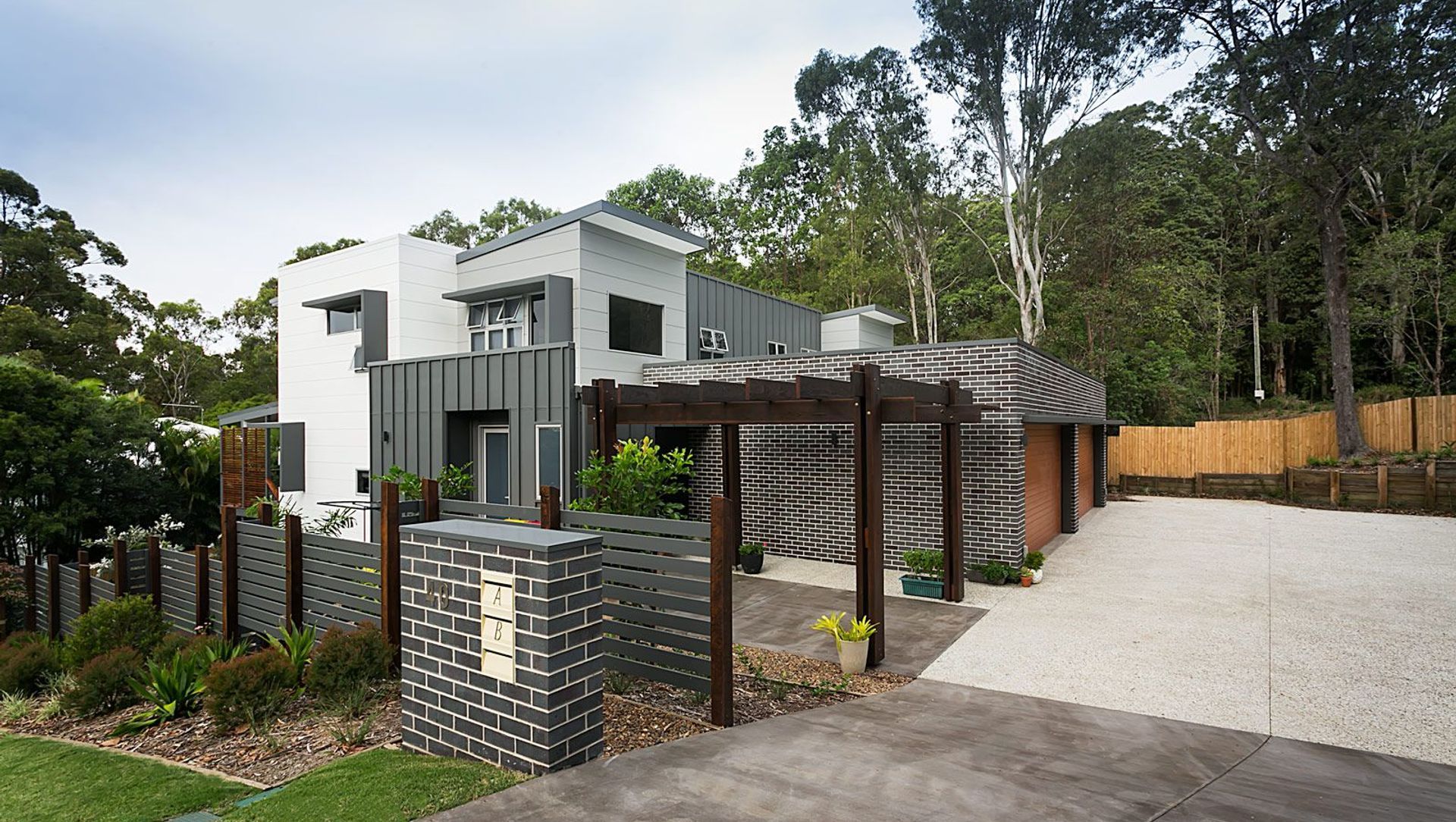 Buderim Duplex banner