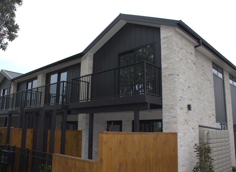 Townhouse Development By Williams Corporation In Tirimoana Road, Te Atatu South