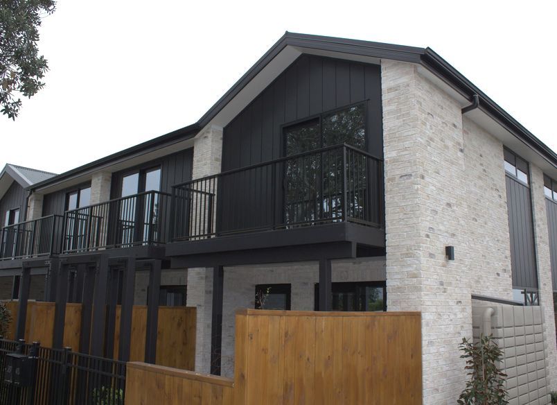 Townhouse Development By Williams Corporation In Tirimoana Road, Te Atatu South