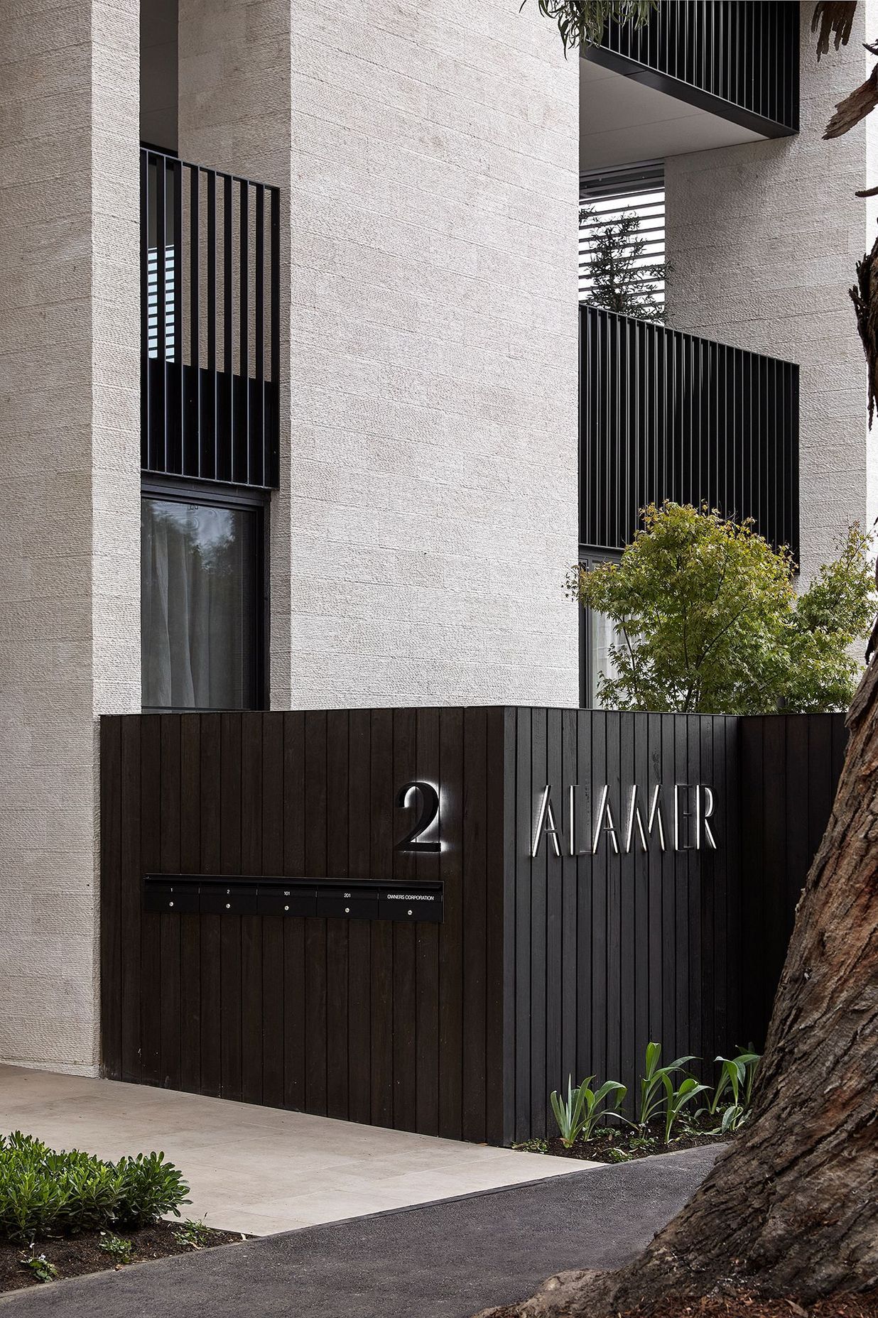 Alamer Apartments