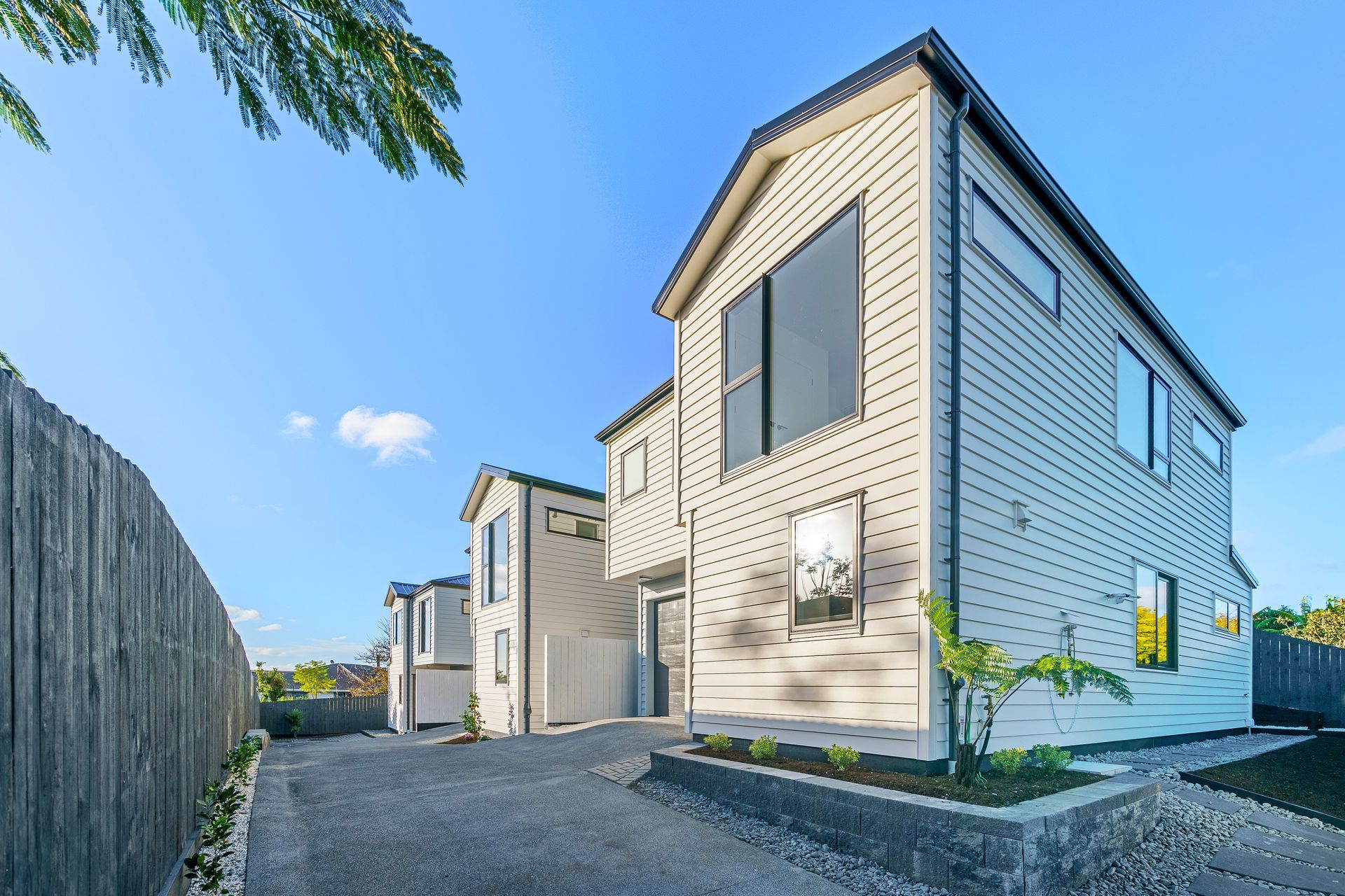 Lot358-Widmore-Drive-15-v3.jpg
