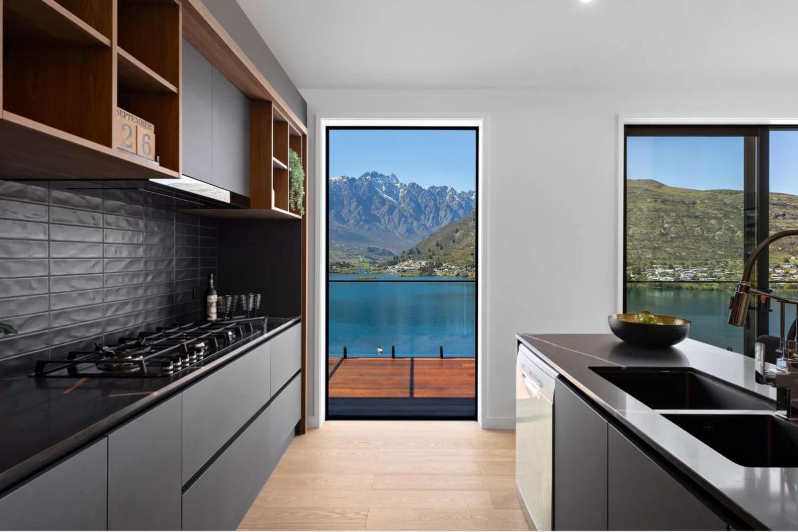 MAIN-KITCHEN.jpg