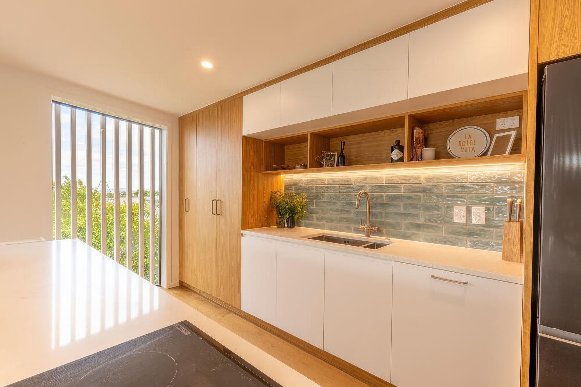 Natural-Timber-Townhouses-03Kitchen-gigapixel-standard-v2-2x.jpg