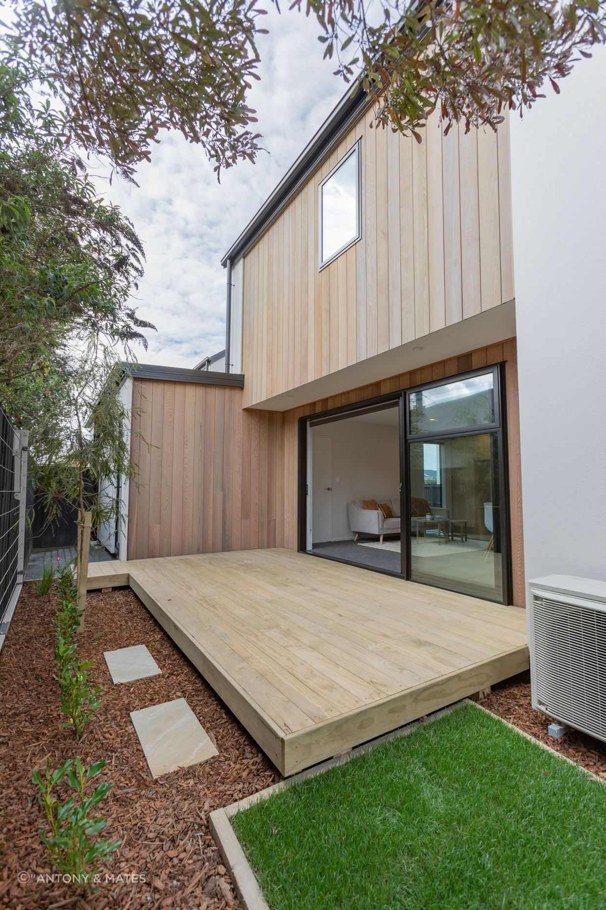 Barrington St, Barrington - x5 townhouses