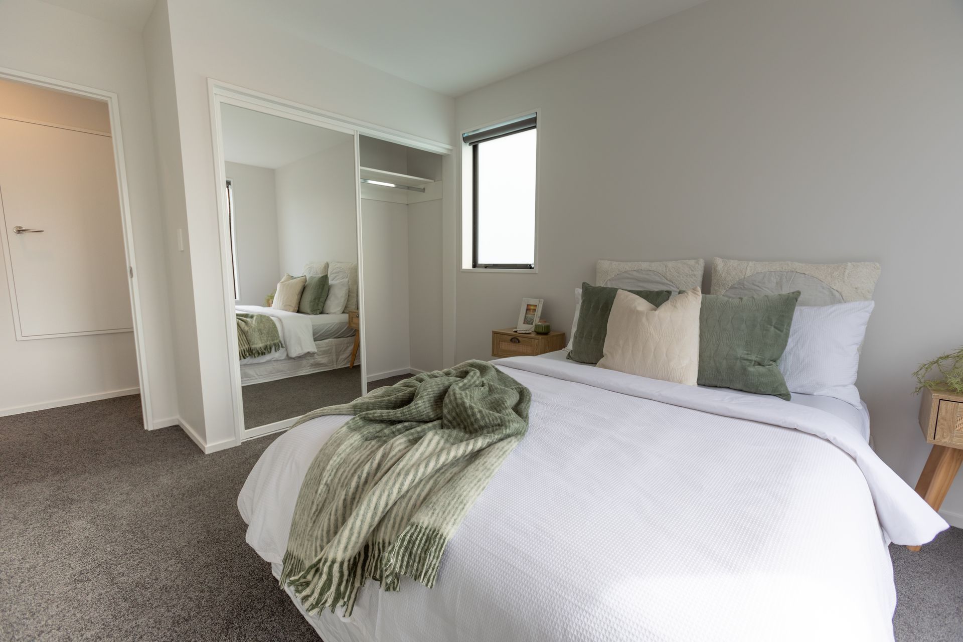 Barrington St, Barrington - x5 townhouses