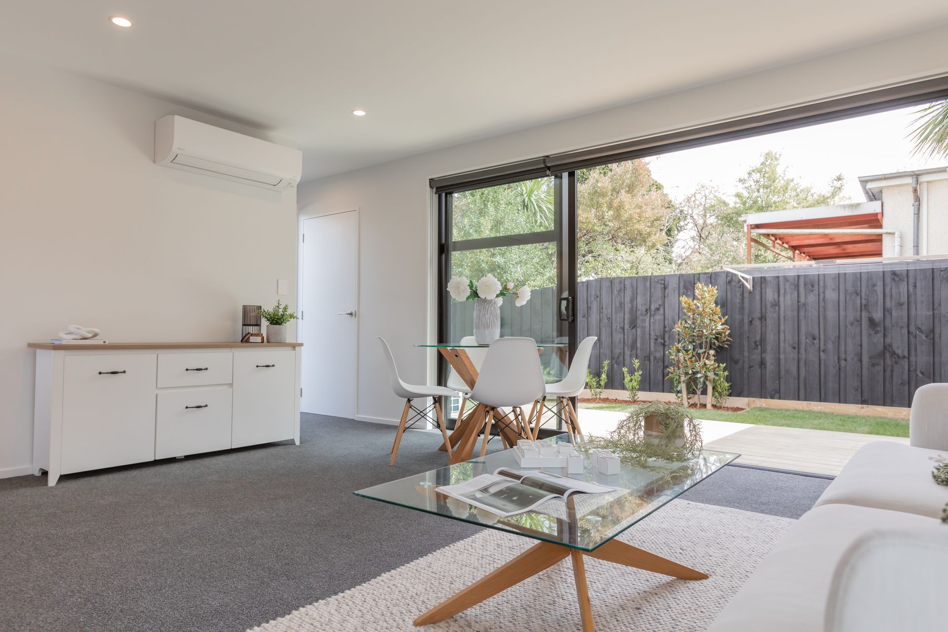 Selwyn St, Spreydon - x5 townhouses