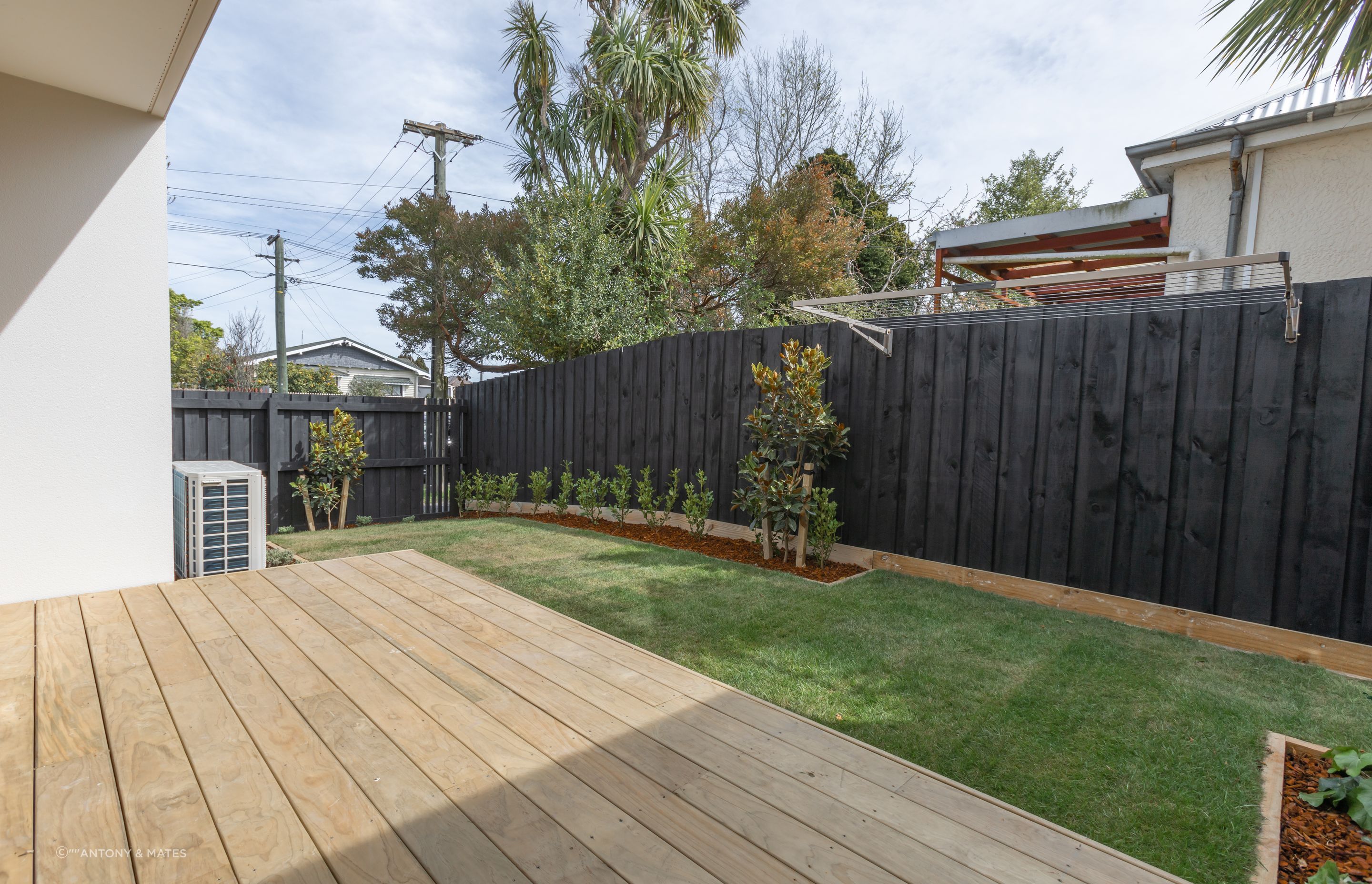 Selwyn St, Spreydon - x5 townhouses