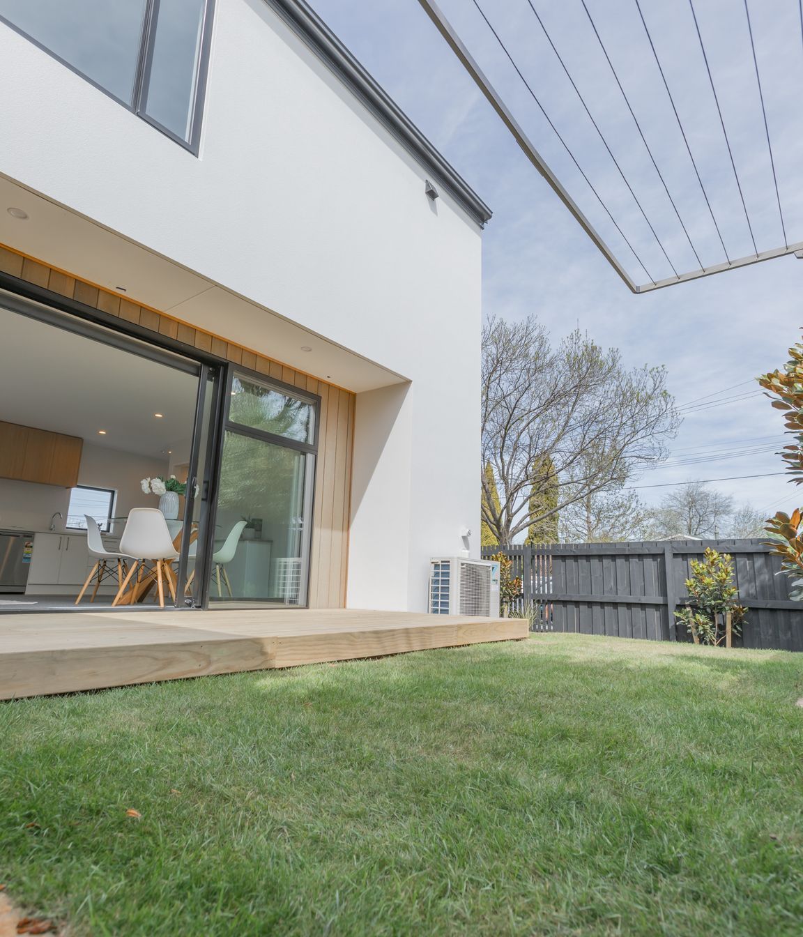 Selwyn St, Spreydon - x5 townhouses
