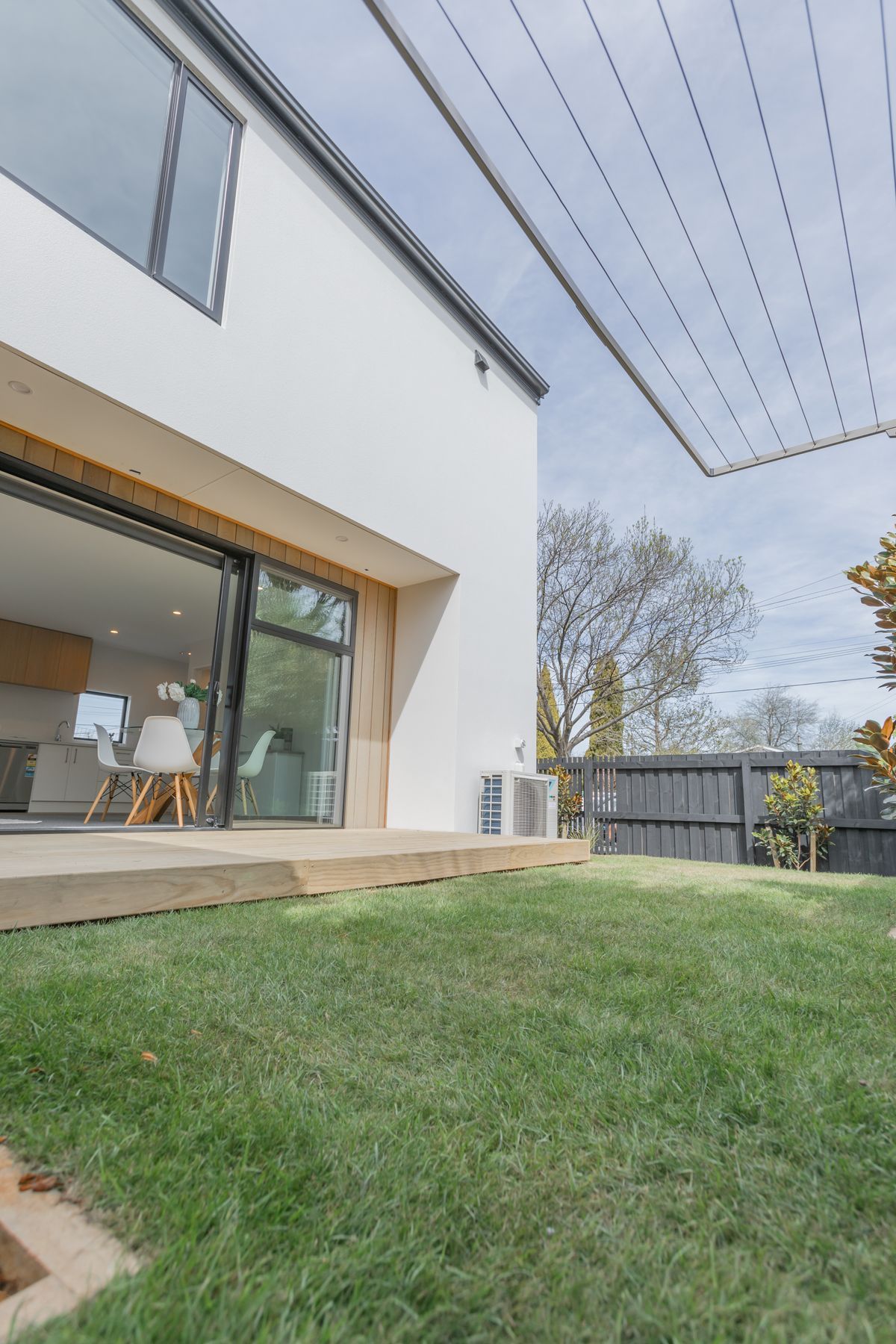 Selwyn St, Spreydon - x5 townhouses