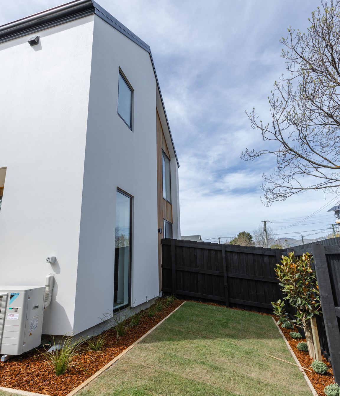Selwyn St, Spreydon - x5 townhouses