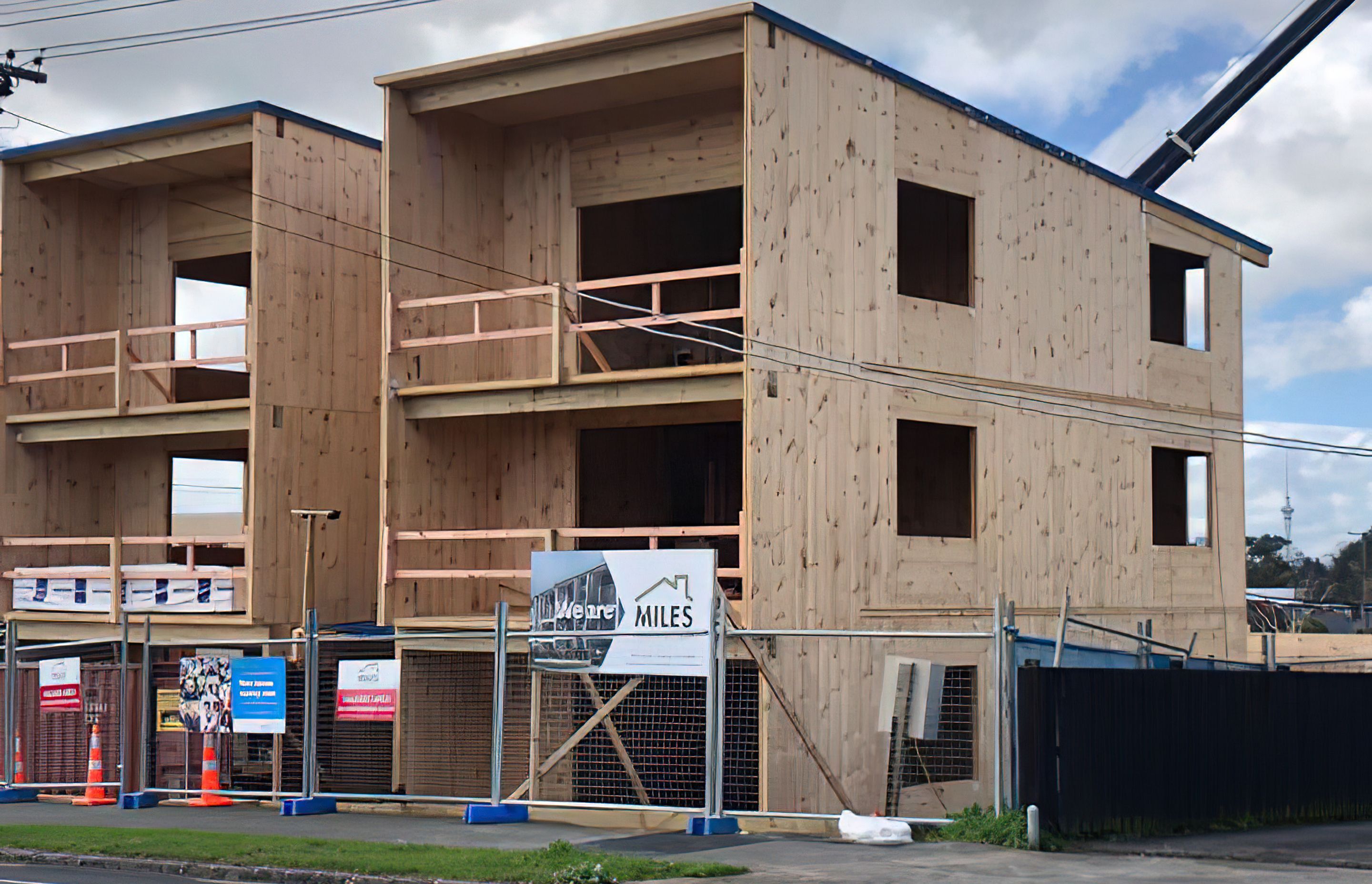 Pre-applied Building Underlay Protects CLT Panels from Moisture