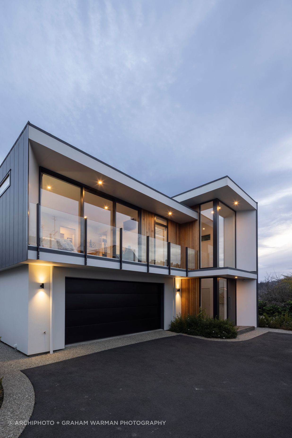 Reece-WarnockCat-2Highgate-resimage-2.jpg