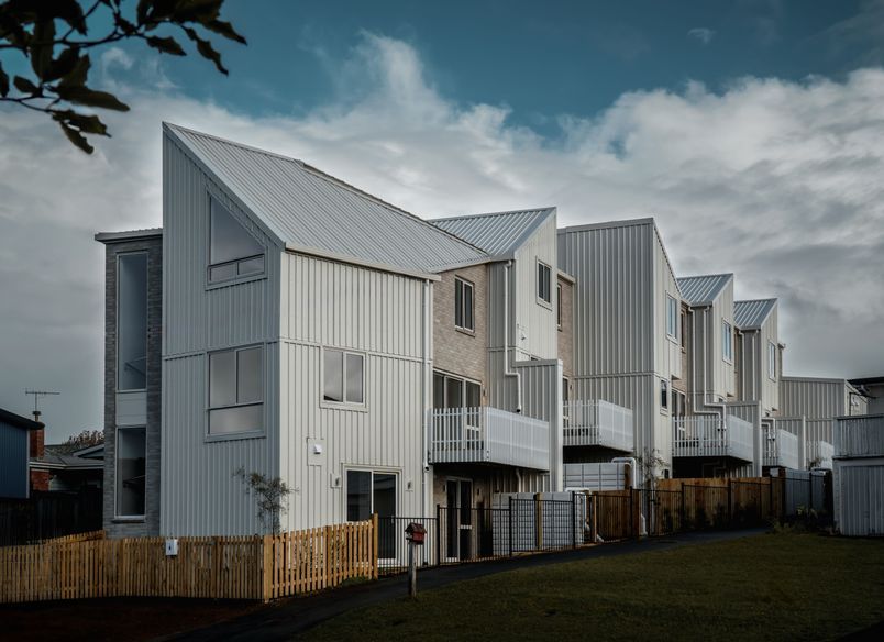 The White Garden-2 Marion Avenue