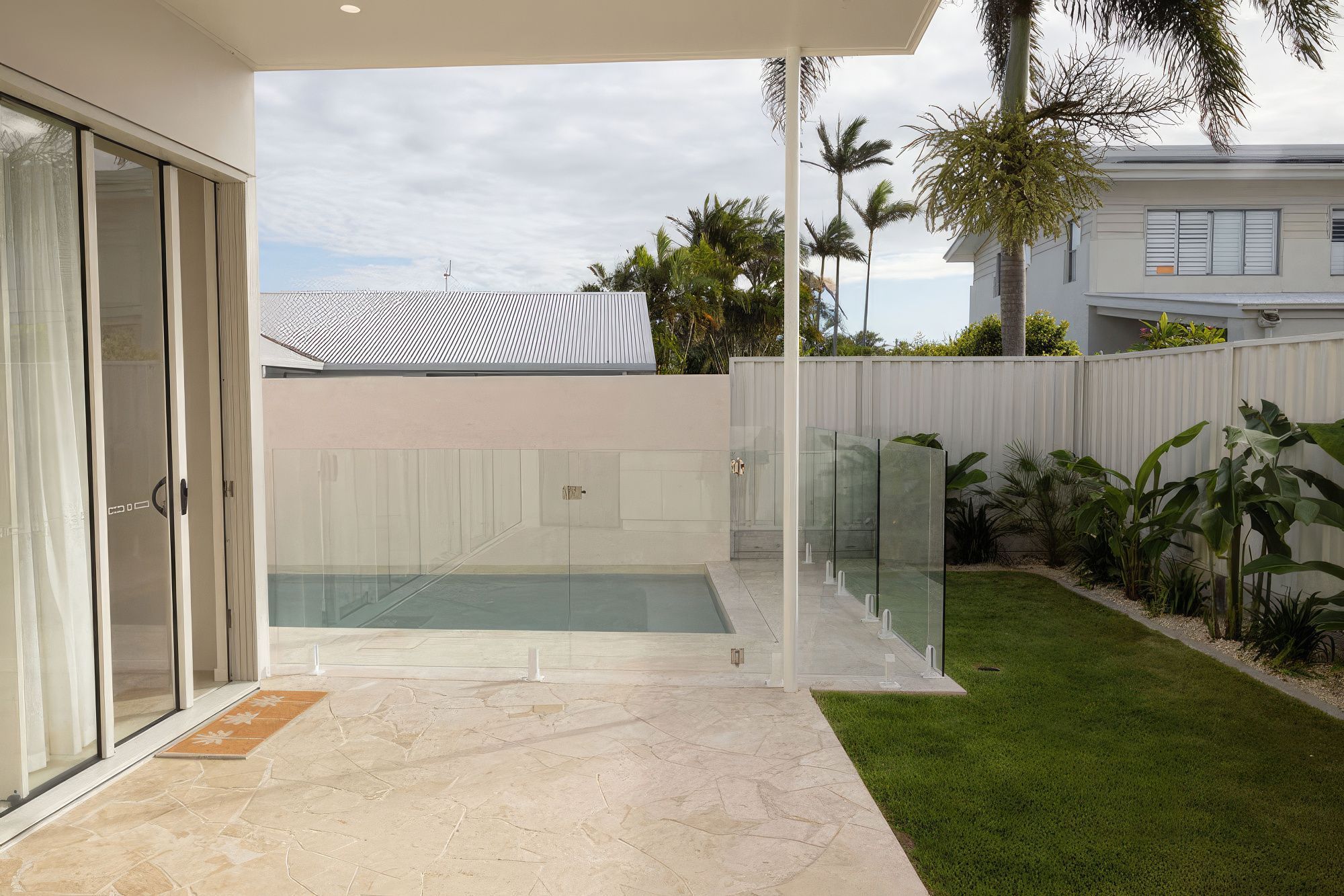 ScaledPalmSpringsAbode251000x-standard-scale-200x.jpeg