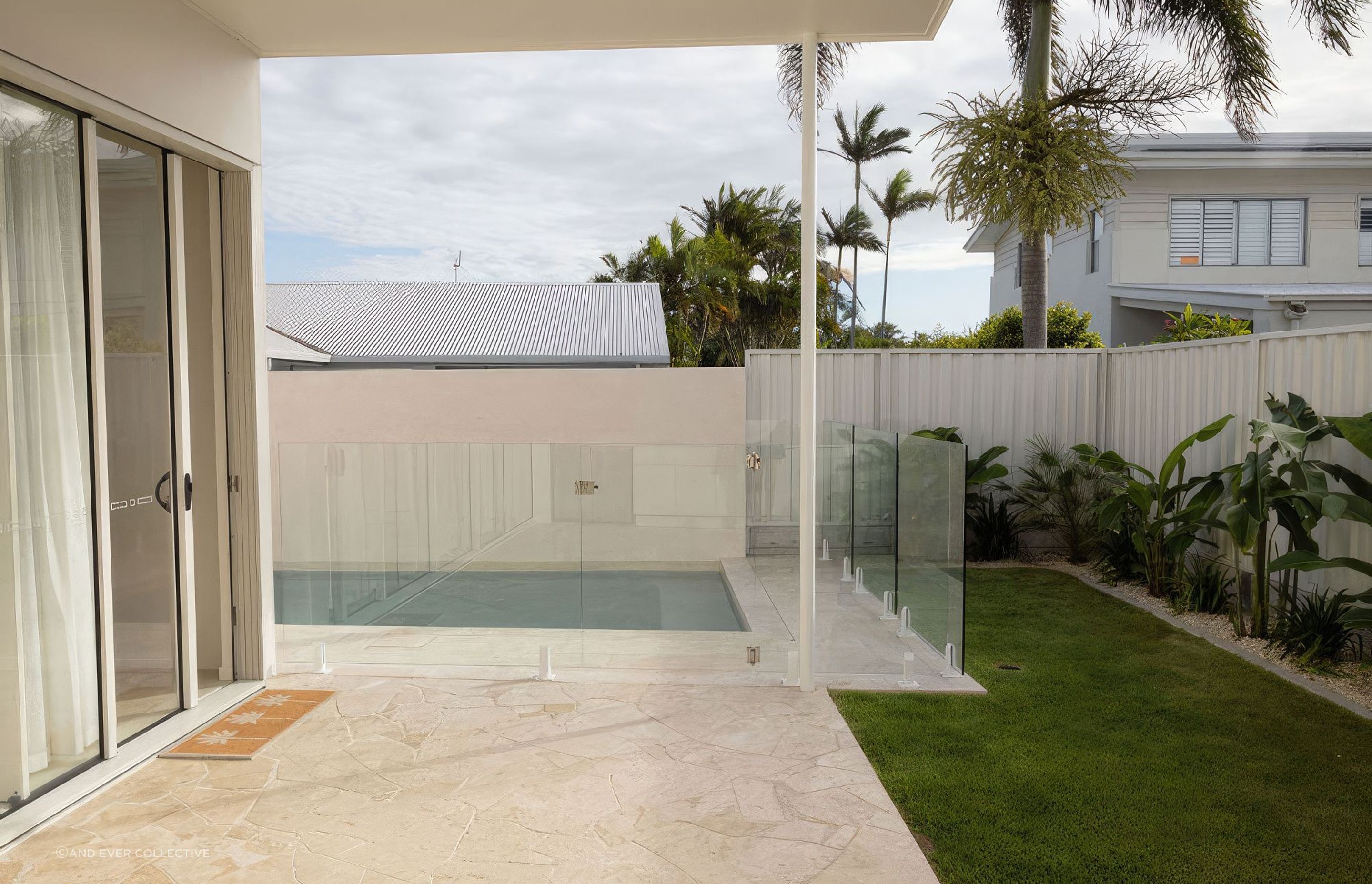 ScaledPalmSpringsAbode251000x-standard-scale-200x.jpeg