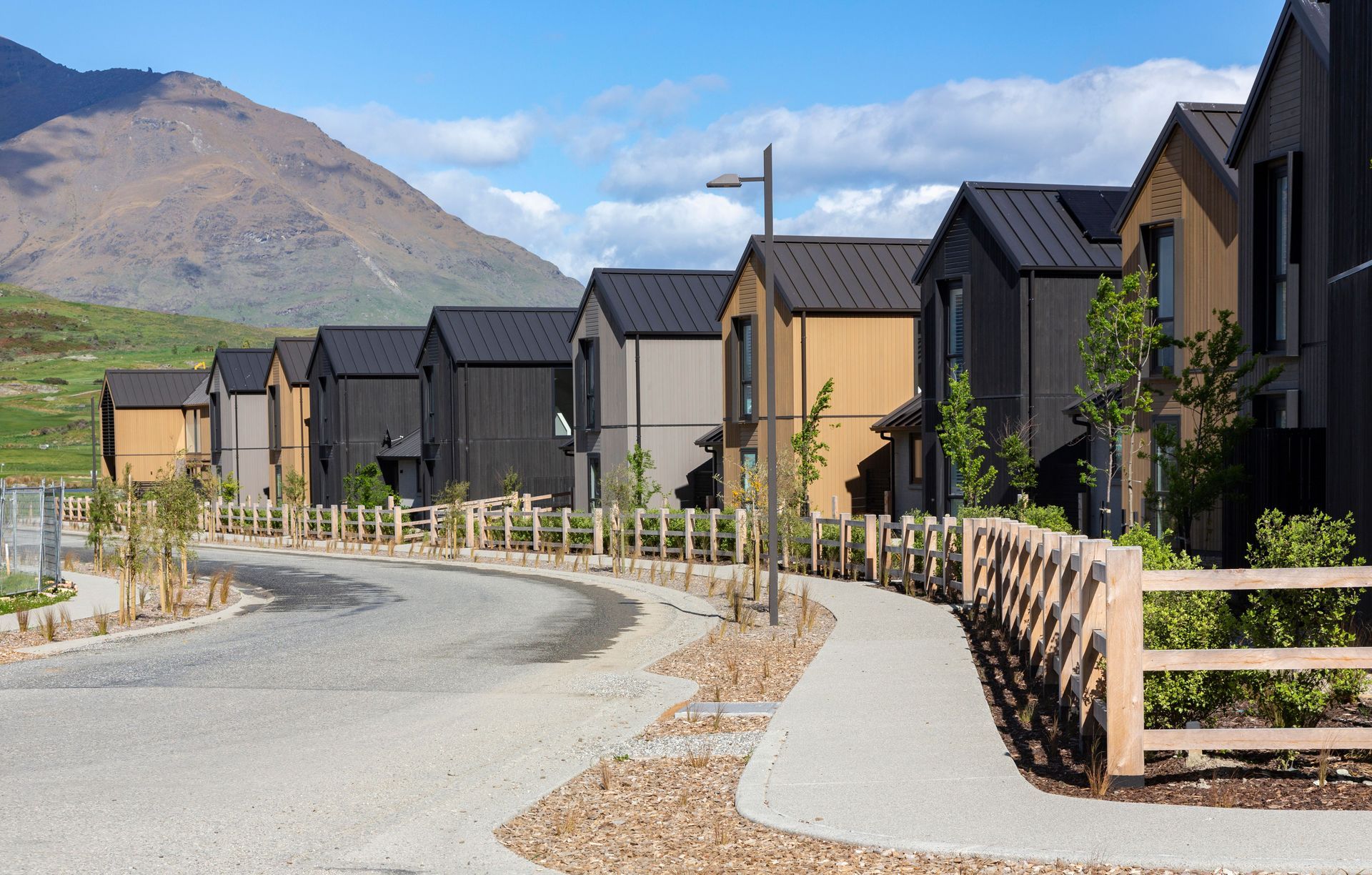 Station View, Jacks Point | Alpine Fencing