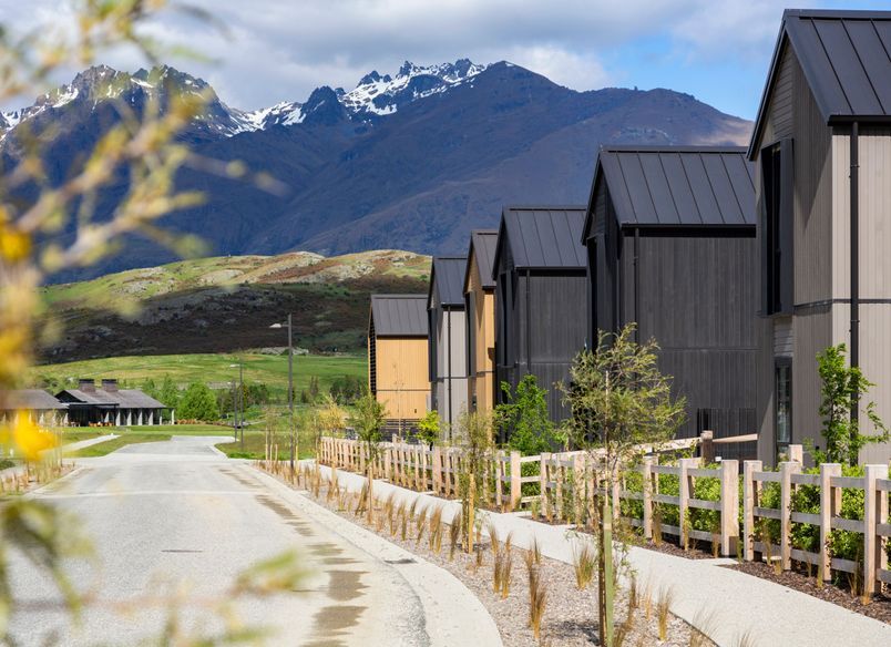 Station View, Jacks Point | Alpine Fencing