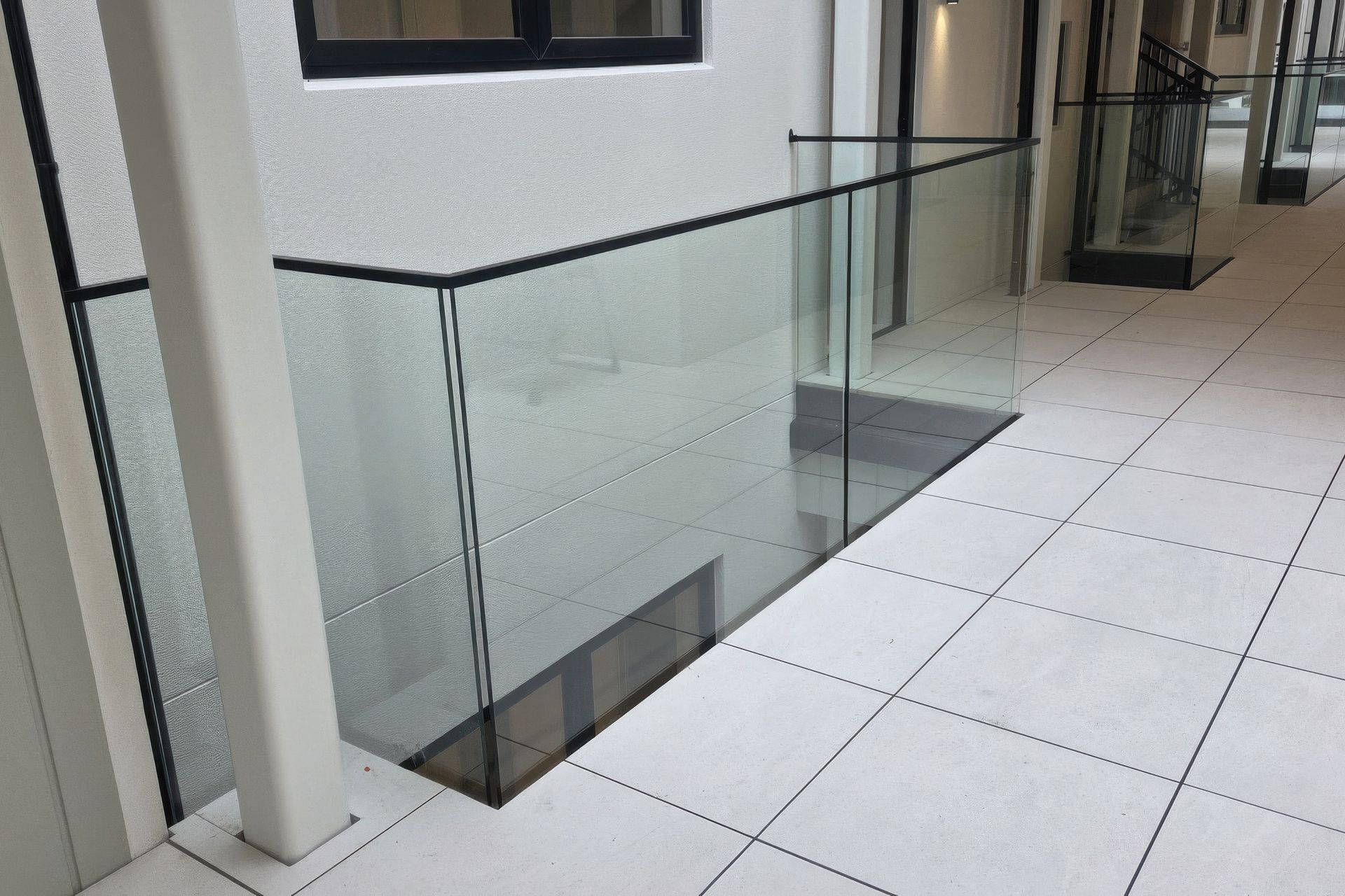 balustrade-systems-at-ecofriendly-residential-development-3PadWzEyMDAsNjc1LCJGRkZGRkYiLDBd-gigapixel-standard-v2-2x.jpg