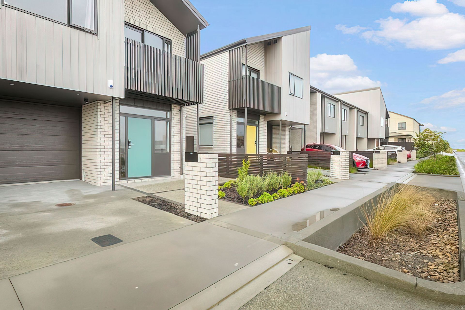 Airfield Lot 20-23, 27-38