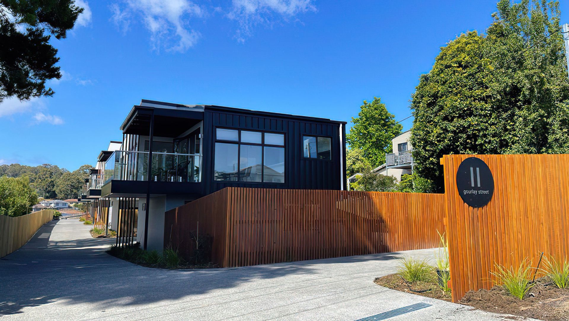 Gourlay Street 02 banner