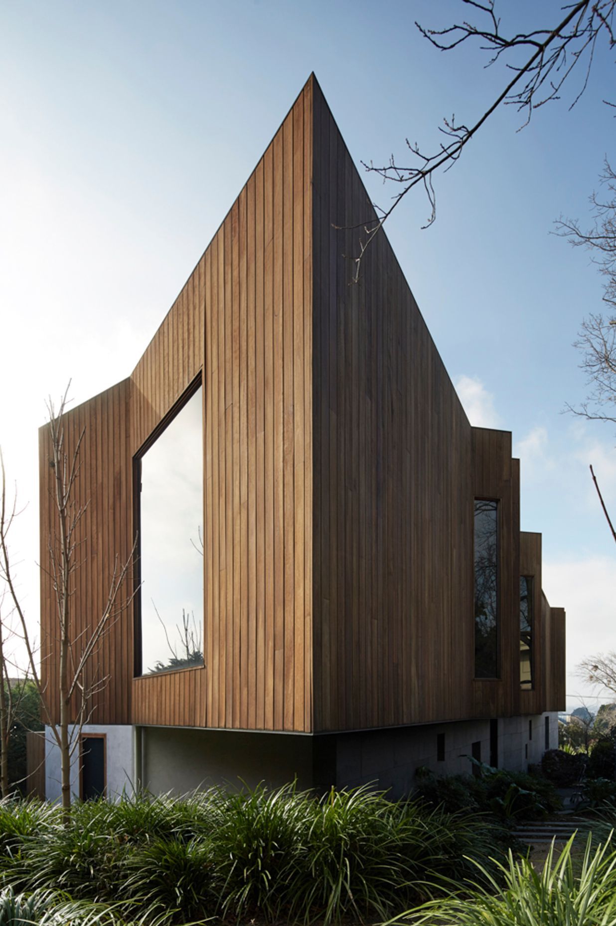 Yarrbat Residence