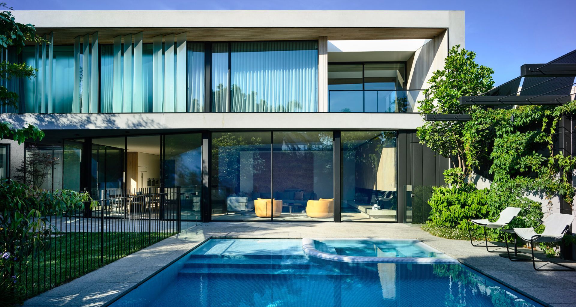 Elwood Residence banner