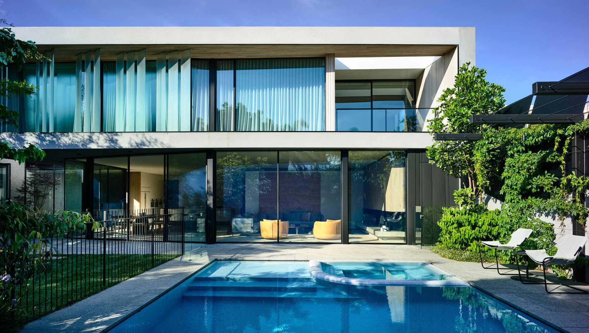 Elwood Residence banner