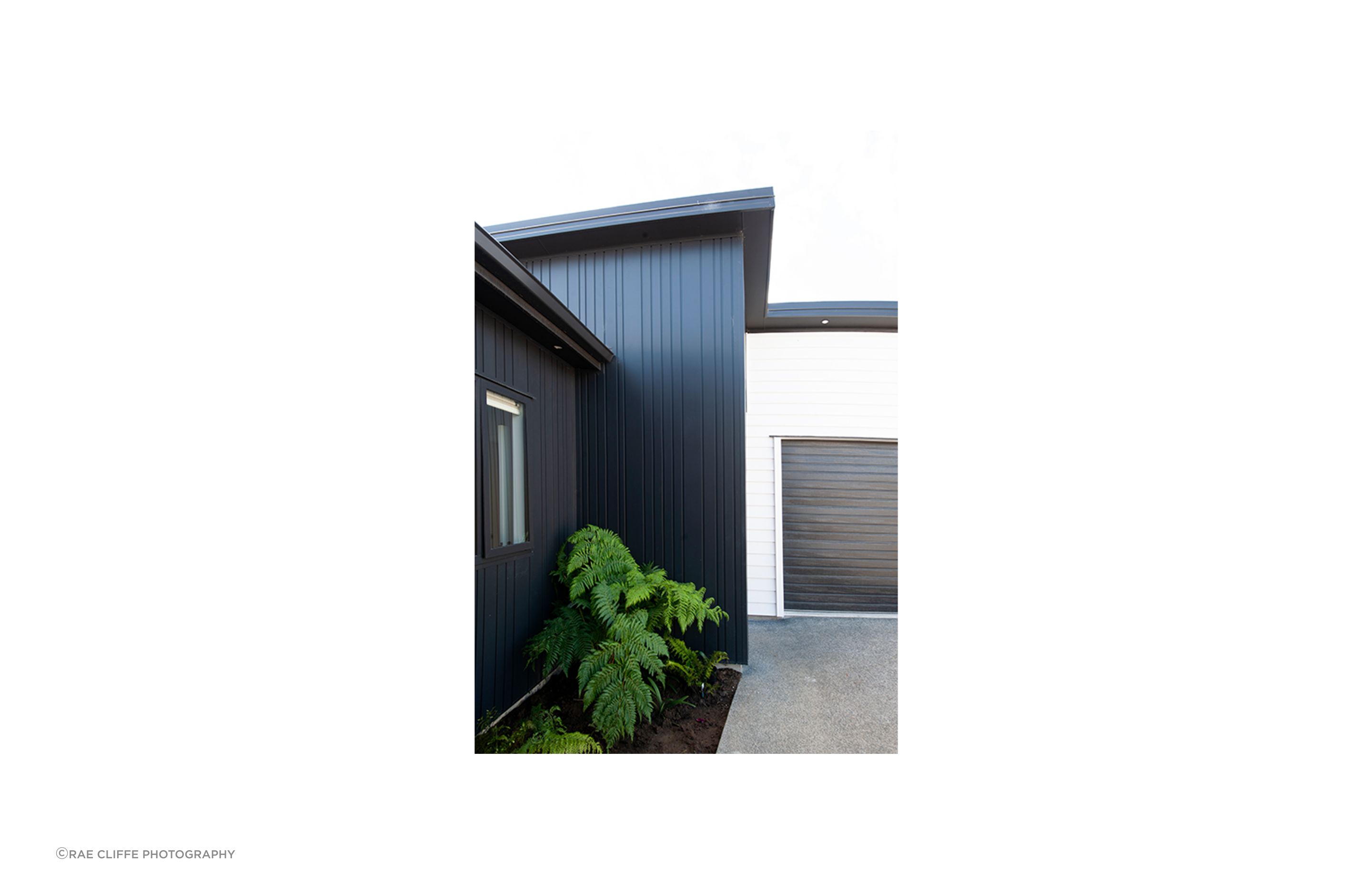 Nuwall Vertical Powdercoated Aluminium