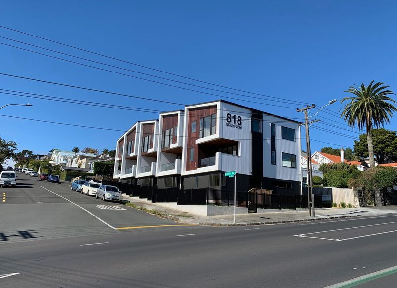 818 Mount Eden Road