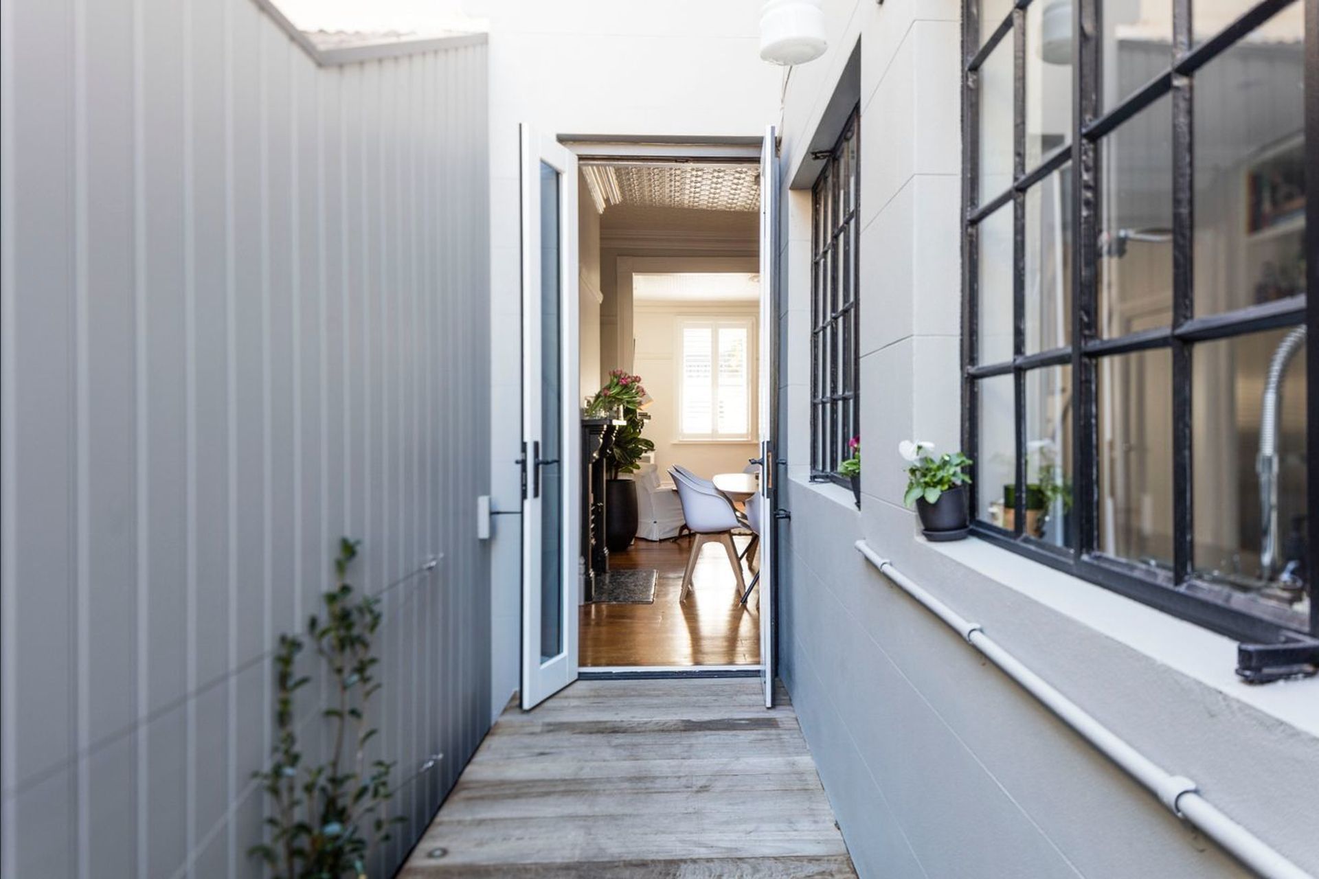 St Johns Road, Forest Lodge