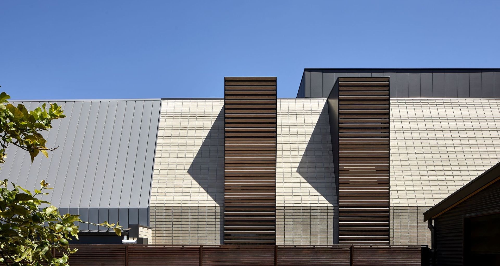Two Fold House banner