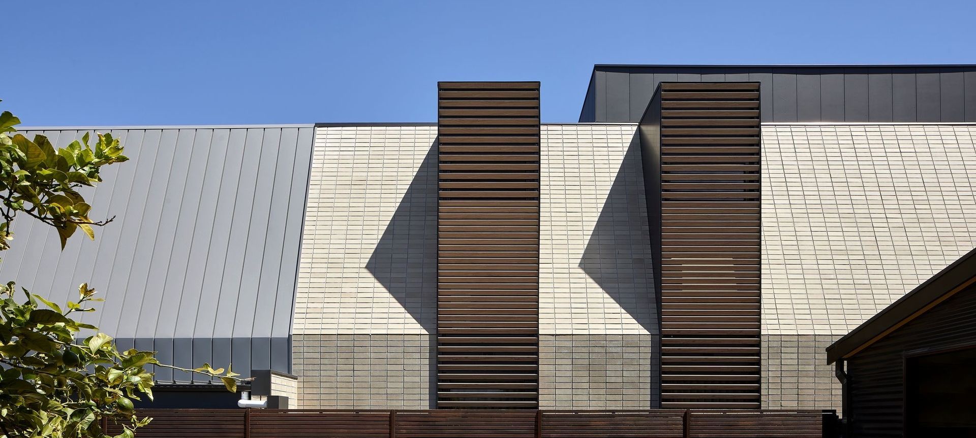 Two Fold House banner