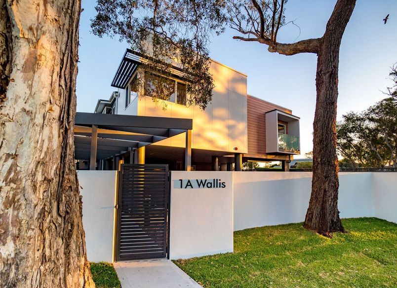 WALLIS AVE – CANTON BEACH