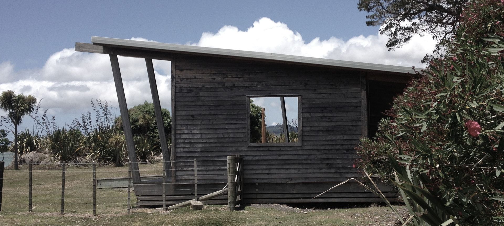 Limestone Island Shelter banner