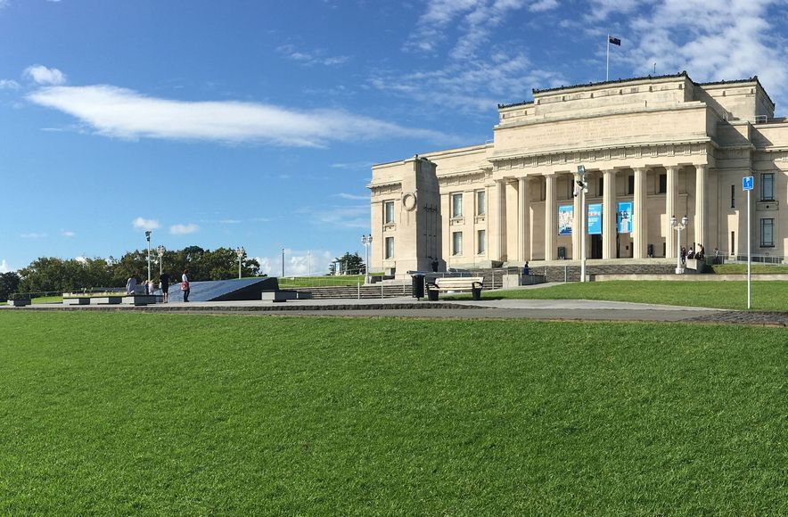Auckland War Memorial Museum Adopts Flexible and Affordable Smart Lock System