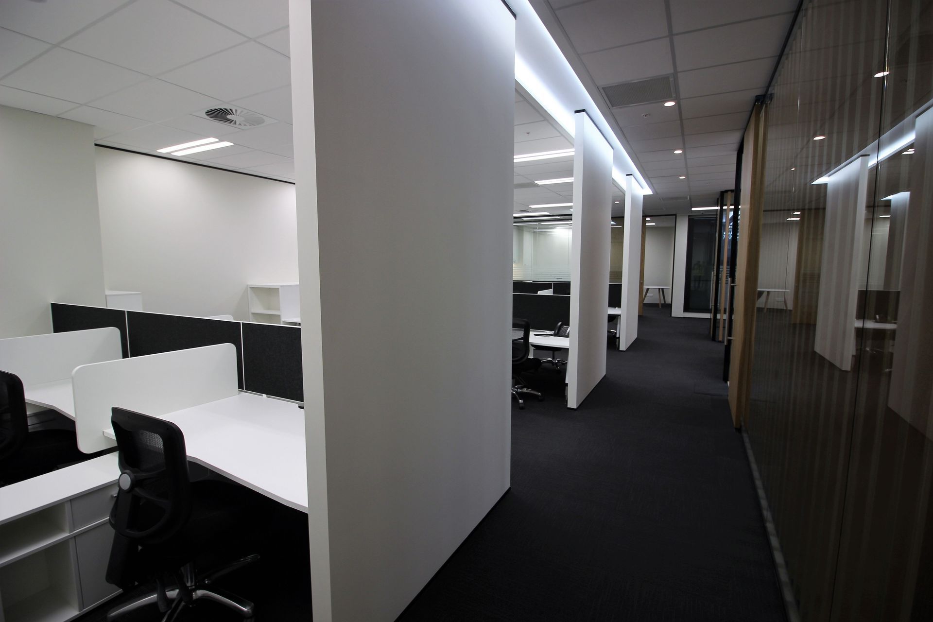 Barfoot &amp; Thompson (Highbrook)