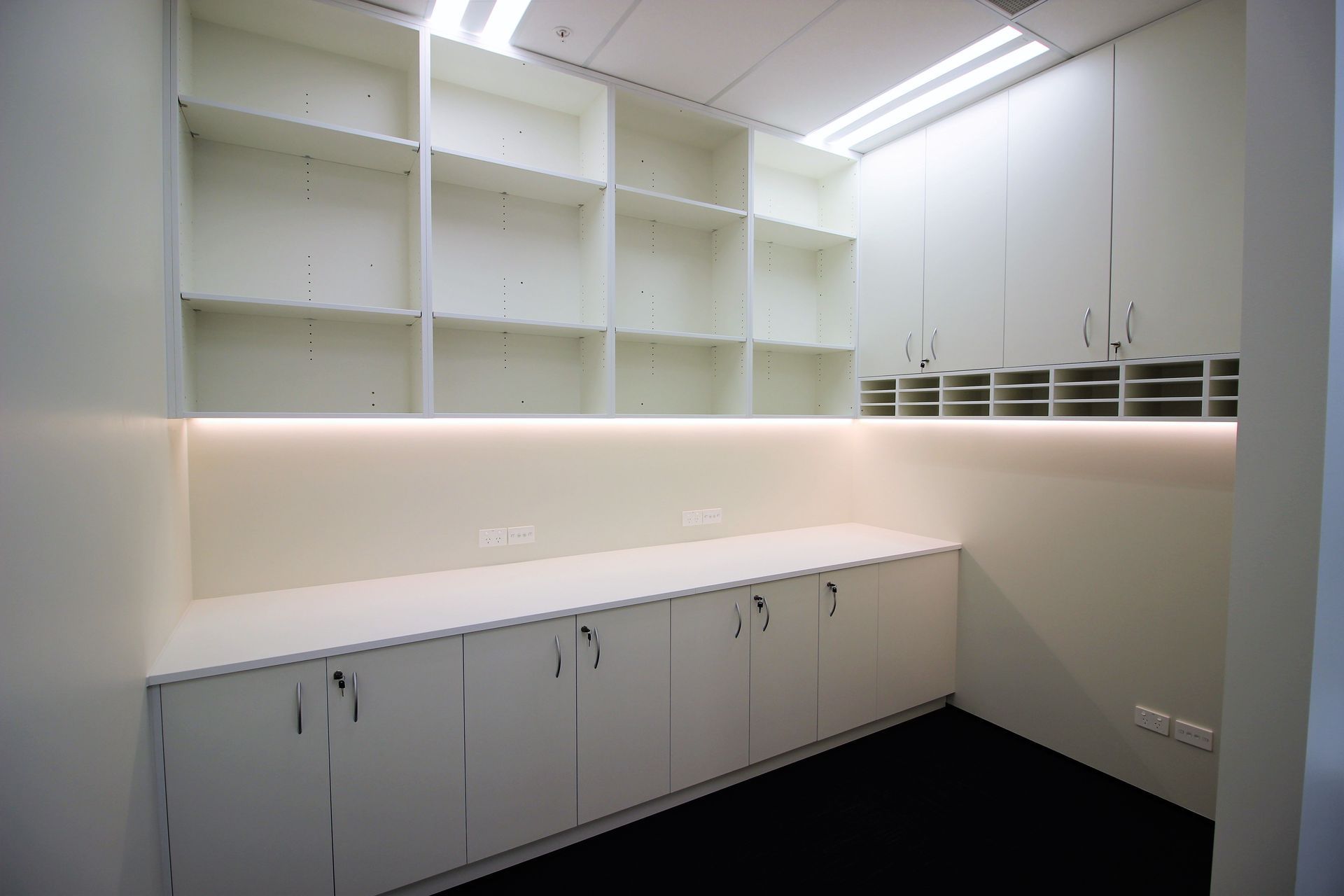 Barfoot &amp; Thompson (Highbrook)